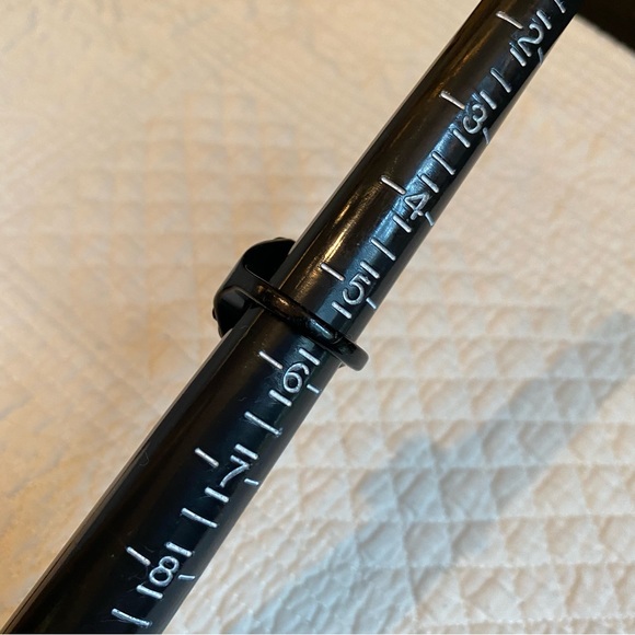 Bakelite Ring - Picture 6 of 6